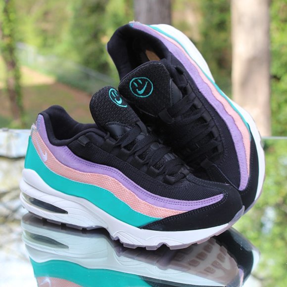 Nike Air Max 95 GS Have A Nike Day Size 7Y - Picture 3 of 12